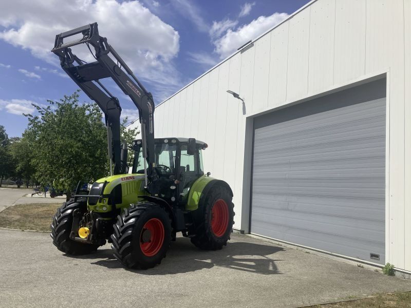 Claas ARION 640