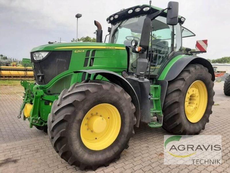 John Deere 6250 R
