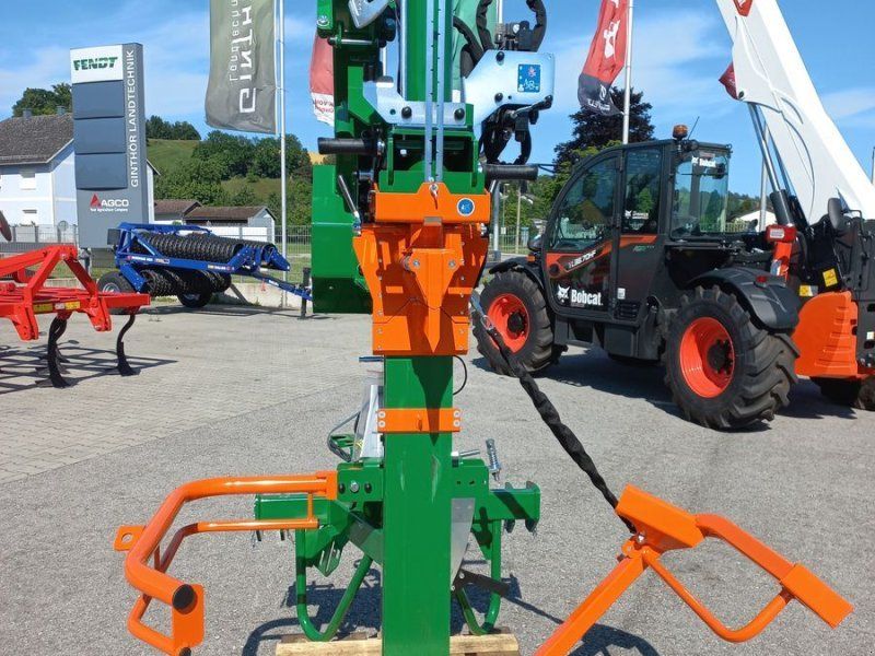 Posch Hydrocombi 20 mit Funkseilwinde