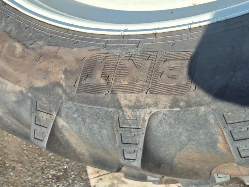 BKT 340/85 R46