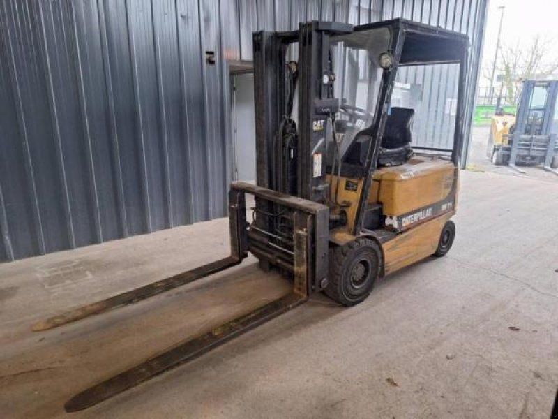 Caterpillar EP25K