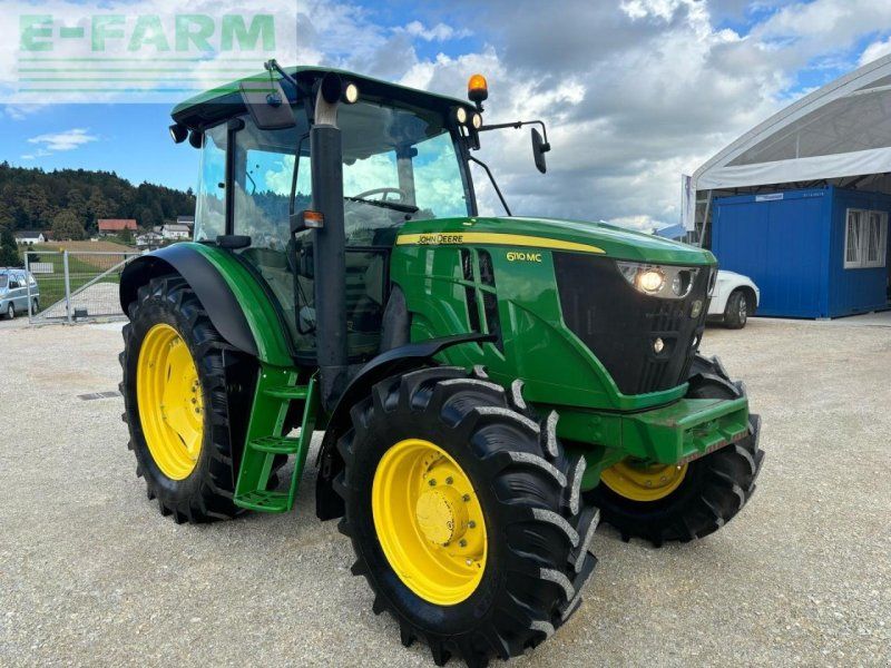 John Deere 6110MC