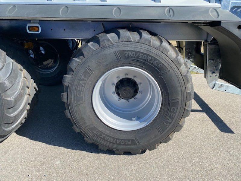 Fliegl ASW 281 Taurus Fox