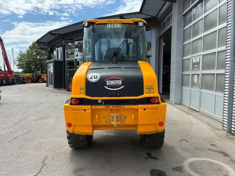 JCB 409 Kompaktradlader