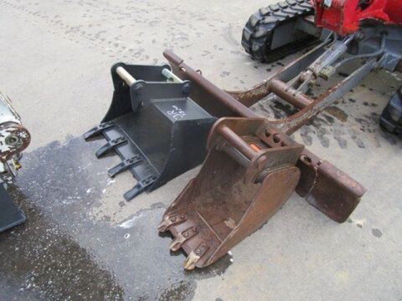 Takeuchi TB 219 Powertilt + mech.Schnellwechsler + 3 Löff