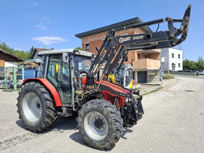 Massey Ferguson 4235-4 LP
