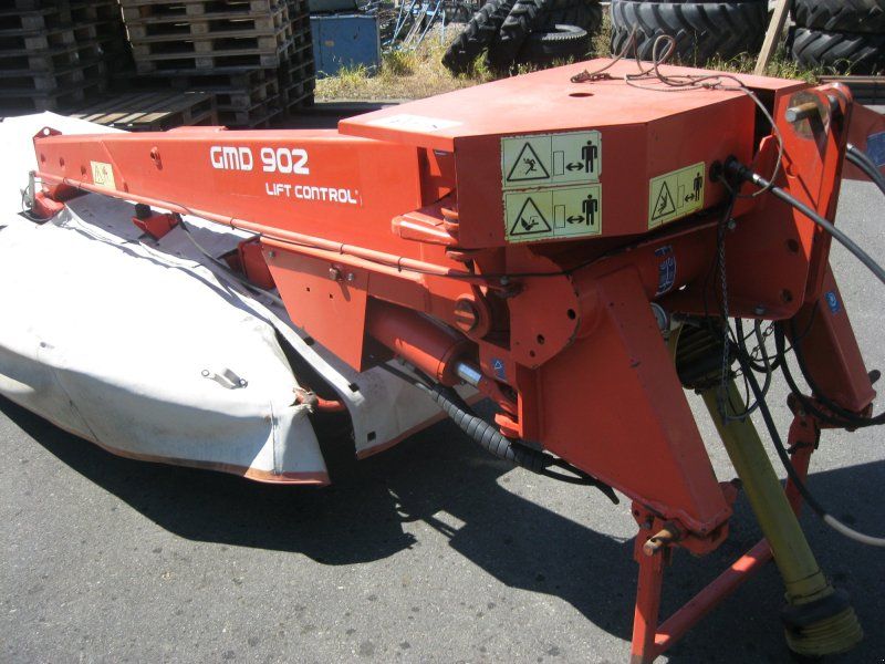 Kuhn GMD 902 Lift Control