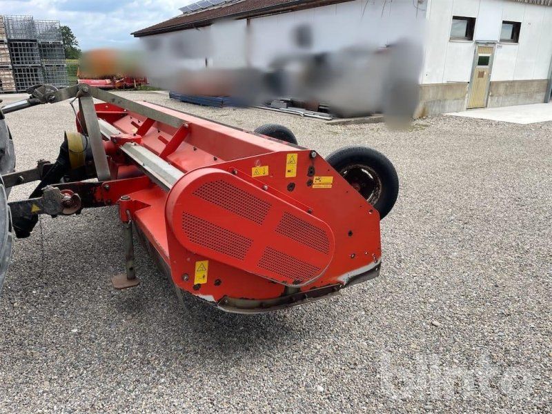 Kuhn RM 320