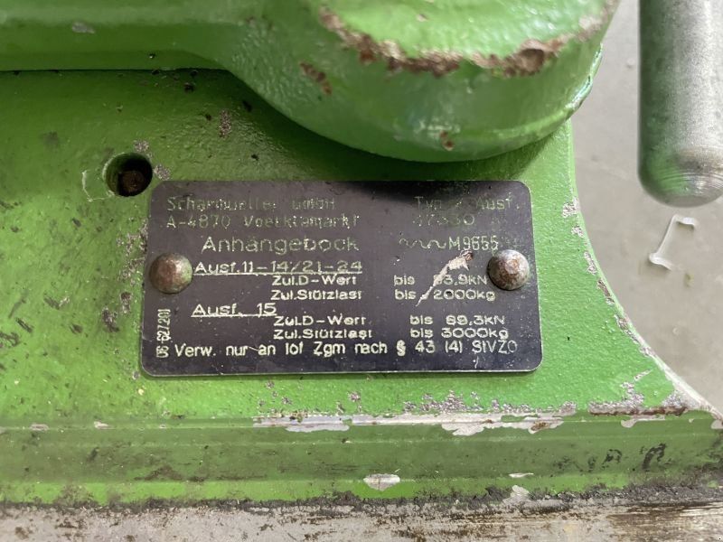 John Deere K80 im Schlitten