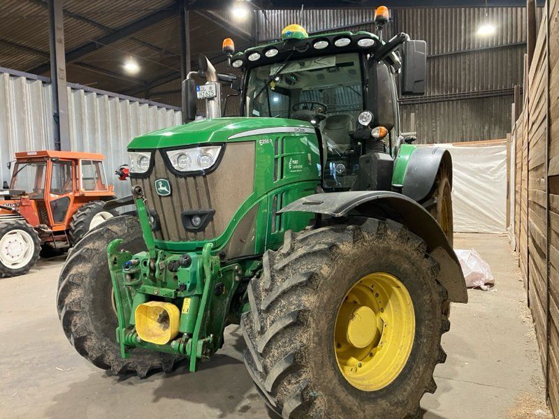 John Deere 6250R/ CommandPro/ Frontzapfwelle