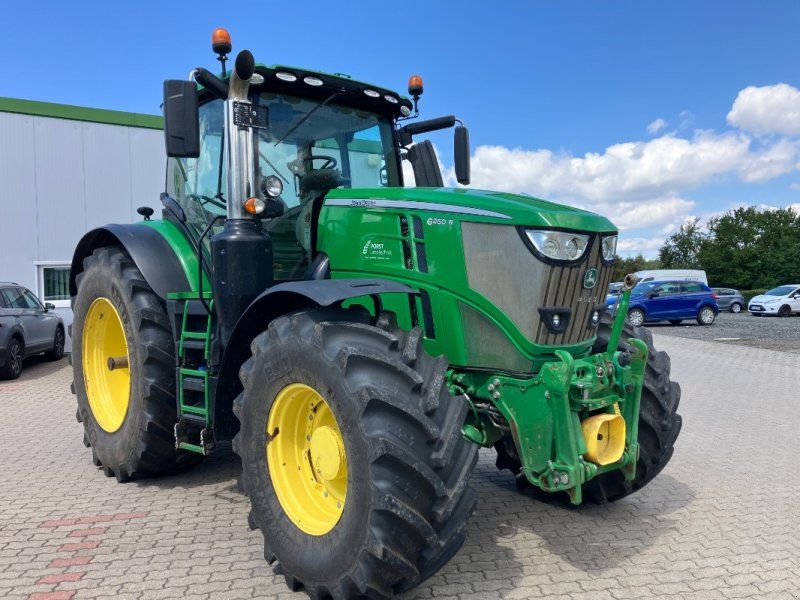 John Deere 6250R/ CommandPro/ Frontzapfwelle