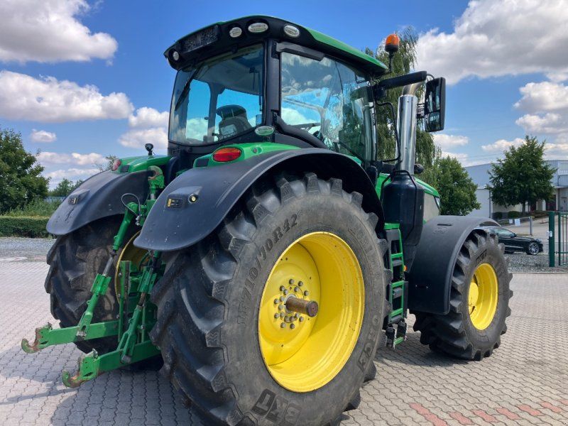 John Deere 6250R/ CommandPro/ Frontzapfwelle