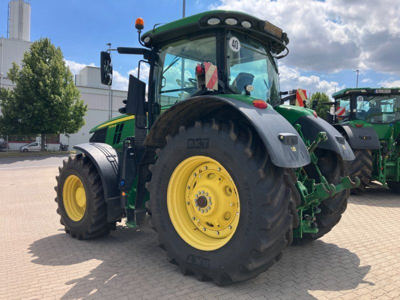John Deere 7270R/ Frontzapfwelle/ Reifen neuwertig!