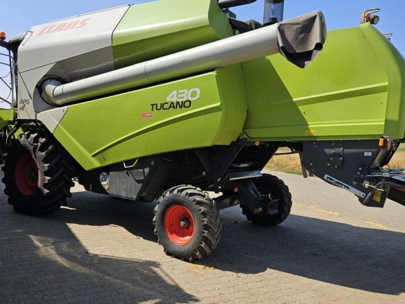 Claas Tucano 430