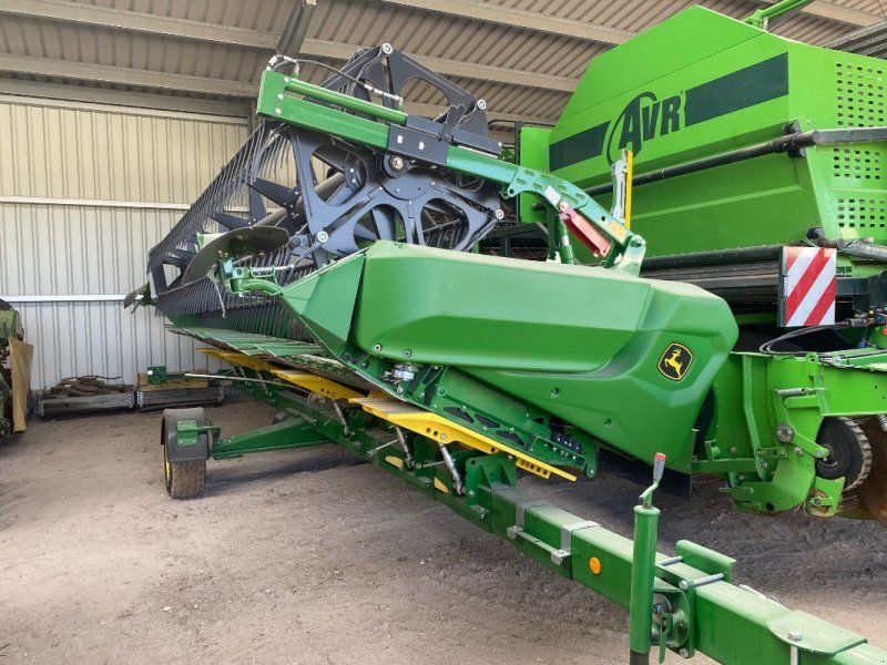 John Deere XA 22