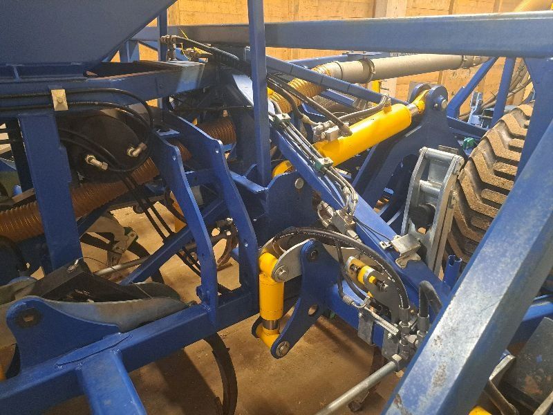 Treffler TG 300.1 + Lemken Säschiene