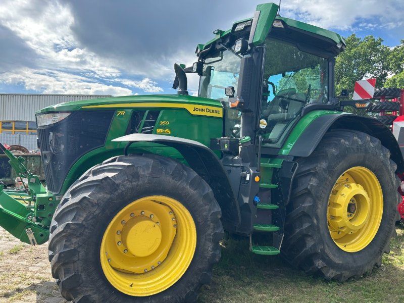 John Deere 7R350