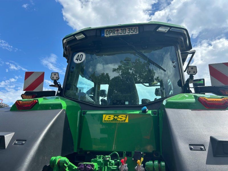 John Deere 7R350