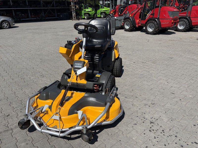 Stiga Park Pro 740IOX mit 125cm Mähdeck + V-Schild