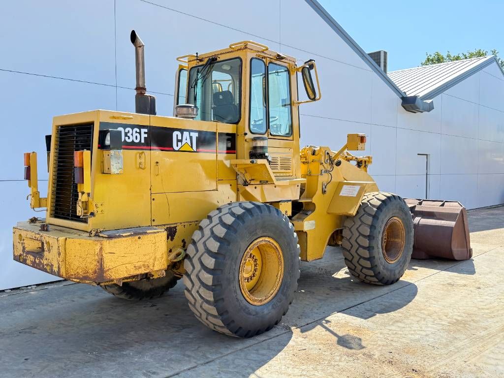 CAT 936F - Automatic Greasing / Airco