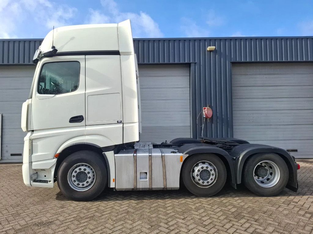 Mercedes-Benz Actros 2545 GIGASPACE 6X2 14666