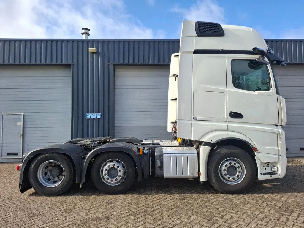 Mercedes-Benz Actros 2545 GIGASPACE 6X2 14666