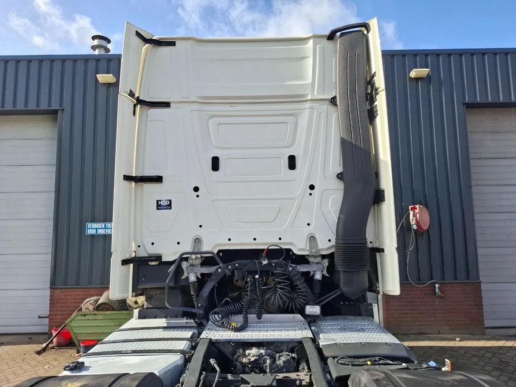 Mercedes-Benz Actros 2545 GIGASPACE 6X2 16387