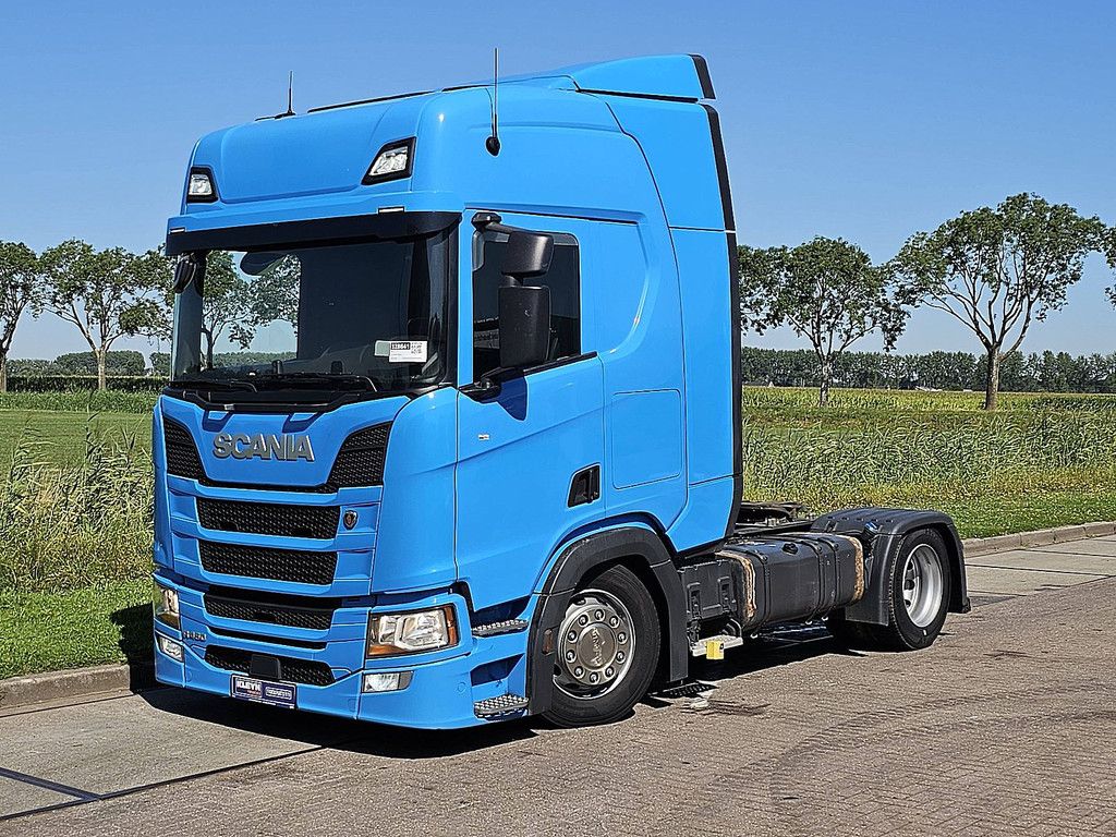 SCANIA R450 spoilers