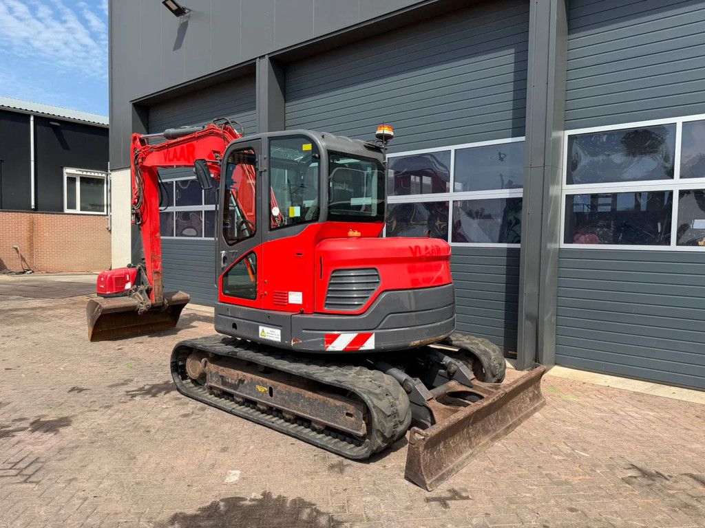 Doosan DX85R-3