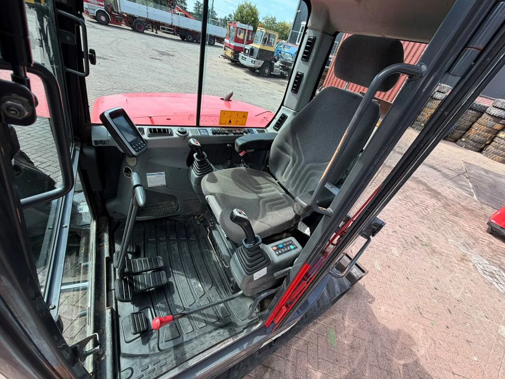 Doosan DX85R-3