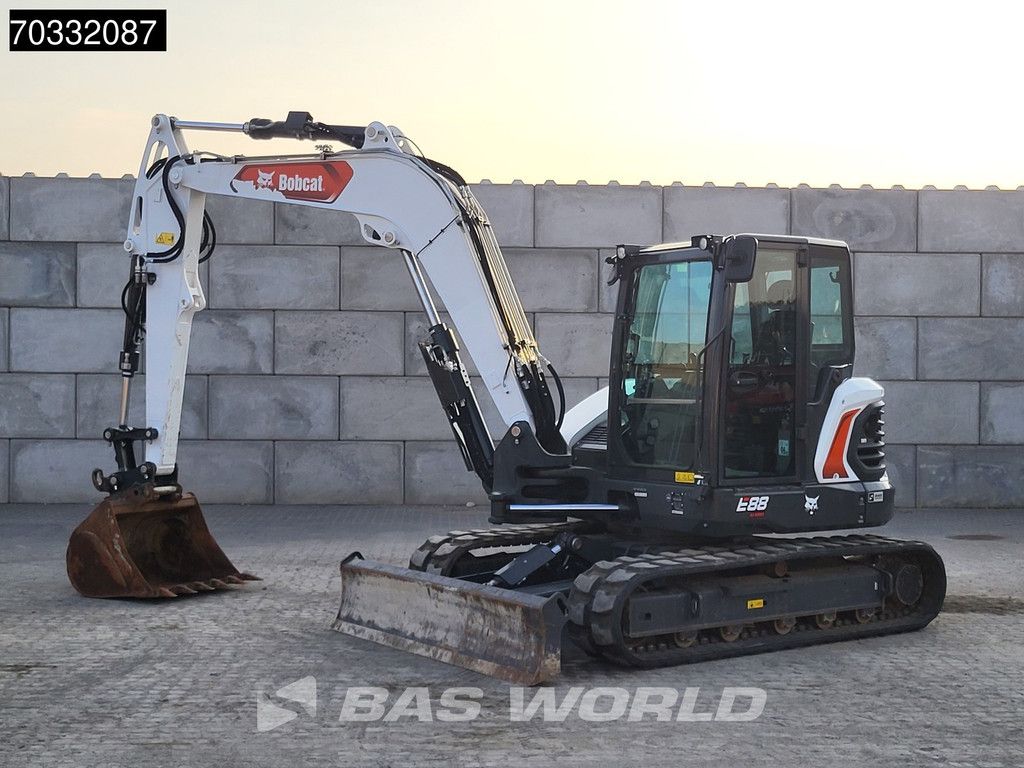 Bobcat E88 A/C