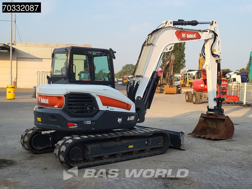 Bobcat E88 A/C