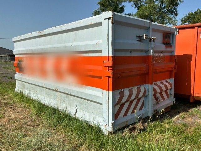 Construction trailer