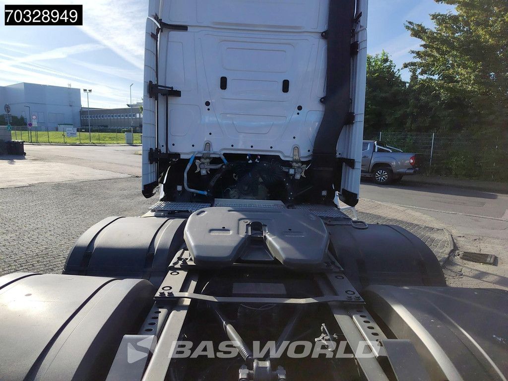 Mercedes Actros Actros L 2548 4X2 RHD Roofdamage! BigSpace