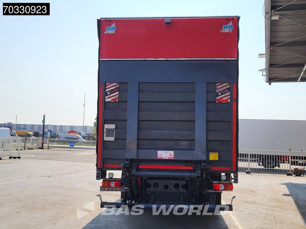 Mercedes Antos 1827 4X2 Full Air 2t Tailgate 80% Tires Euro 6