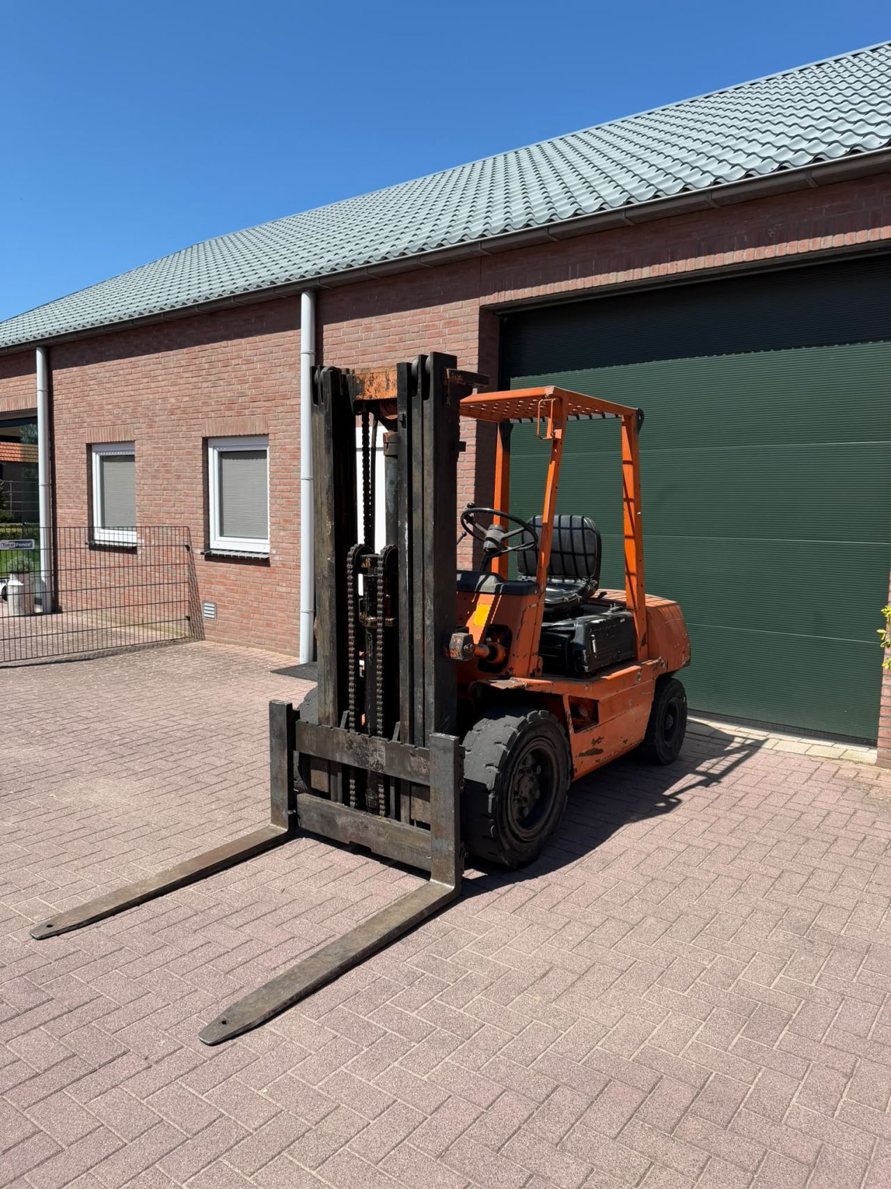 Toyota 3FD30 3000kg diesel heftruck triplomast