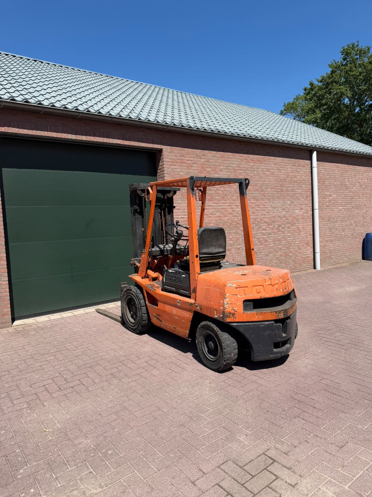 Toyota 3FD30 3000kg diesel heftruck triplomast