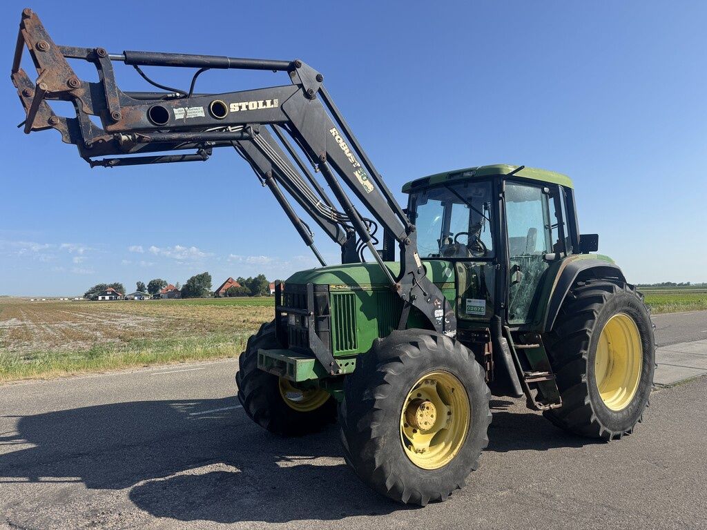John Deere 6800 met voorlader