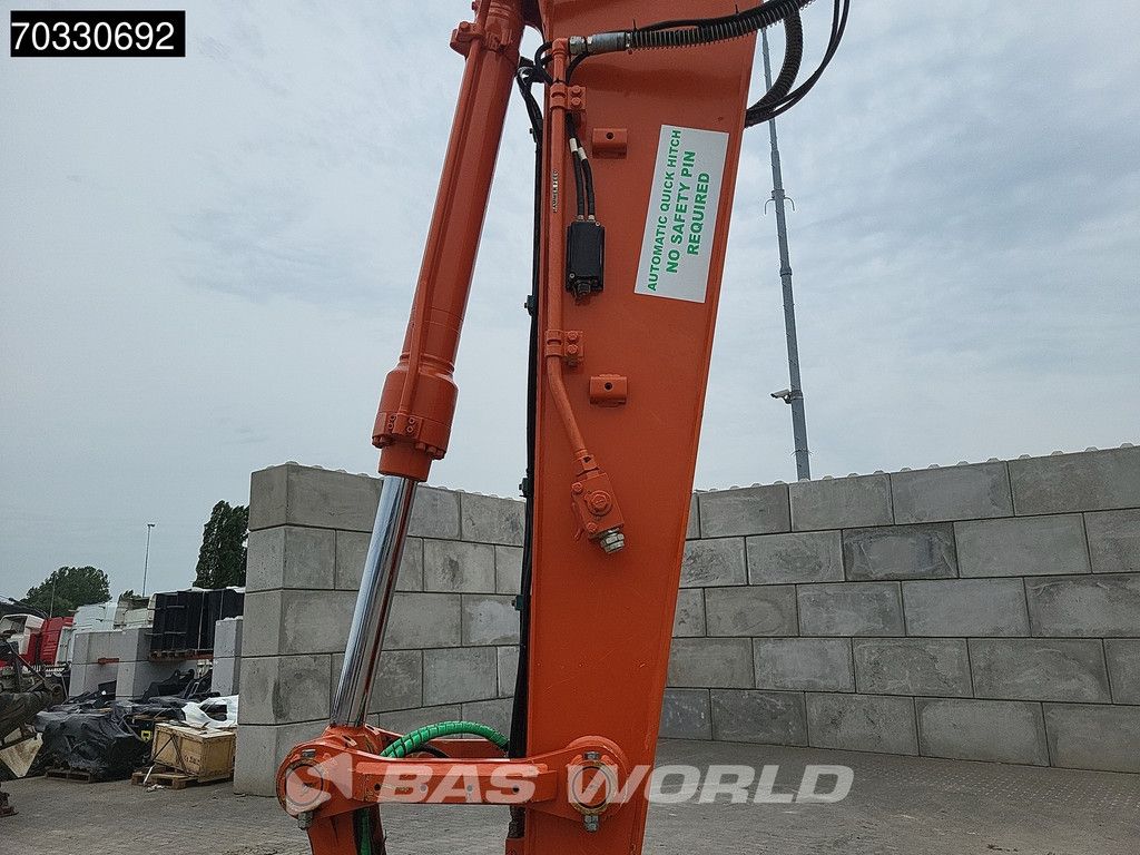 Hitachi ZX130 LCN -7 2 Buckets