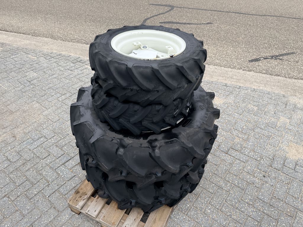 Mitas 360/70R24 & 240/70R16 Set Wielen