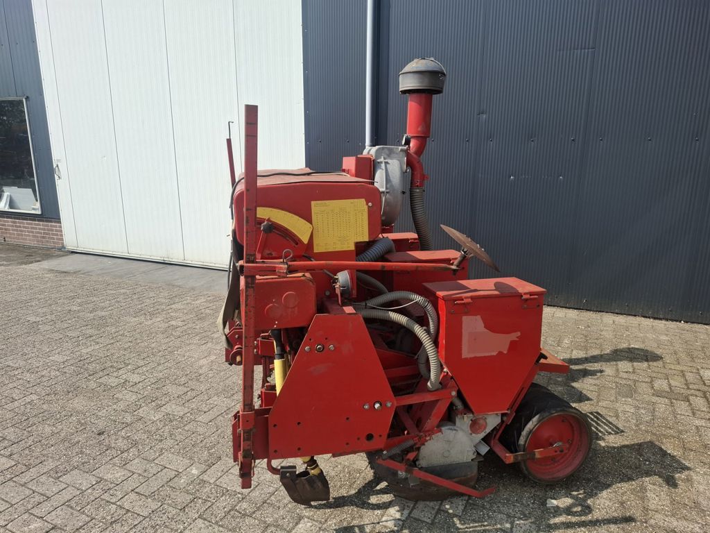 Becker AEROMAT 4-RIJER