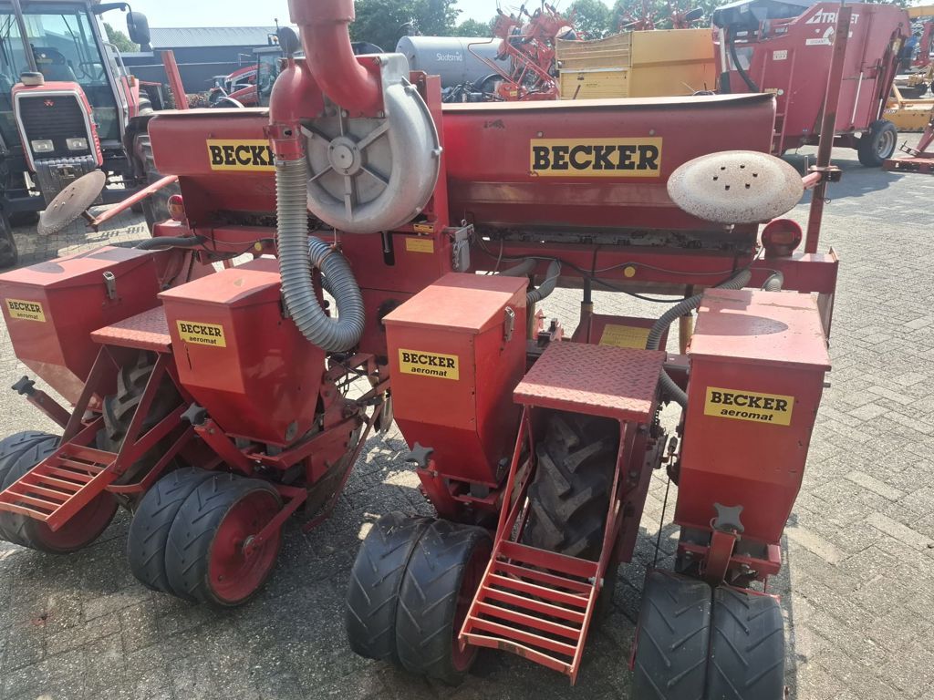 Becker AEROMAT 4-RIJER