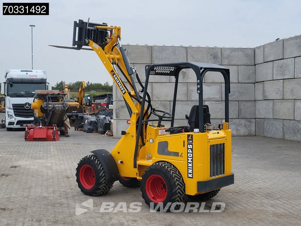 Knikmops 120 (No Giant G 2200)