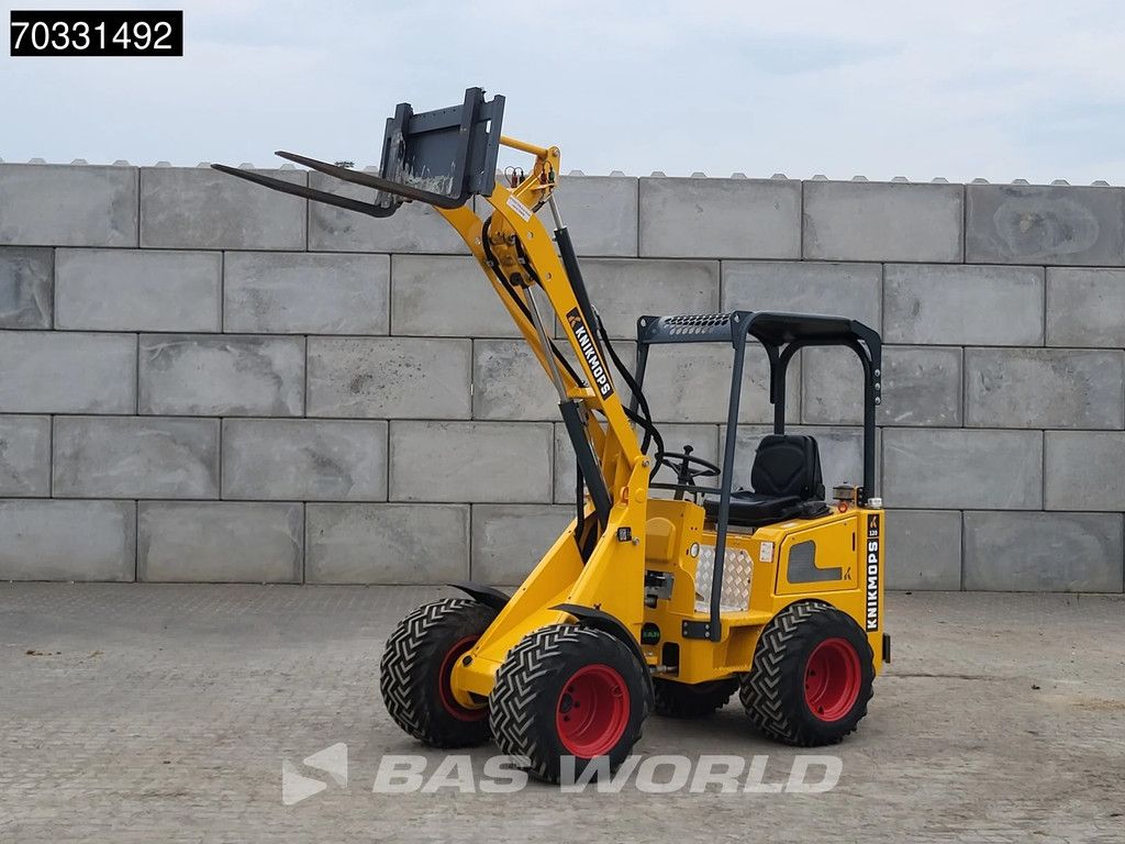 Knikmops 120 (No Giant G 2200)