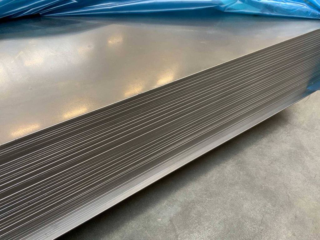 Steel sheet 2500x1115x2.50mm (70x)