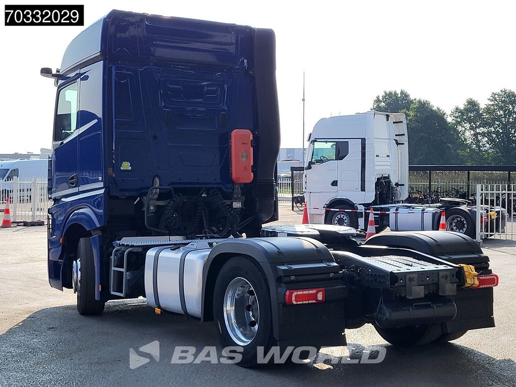 Mercedes Actros Actros 1846 4X2 BigSpace Retarder Full-Air Standklima PTO Navi Alcoa's