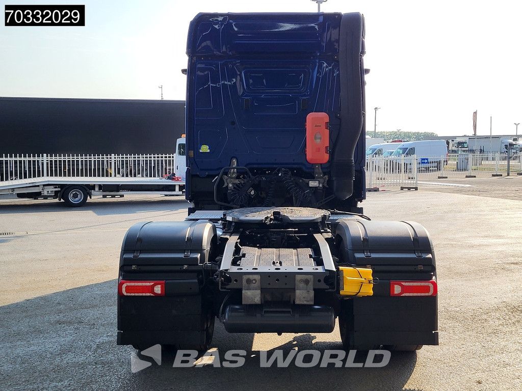 Mercedes Actros Actros 1846 4X2 BigSpace Retarder Full-Air Standklima PTO Navi Alcoa's