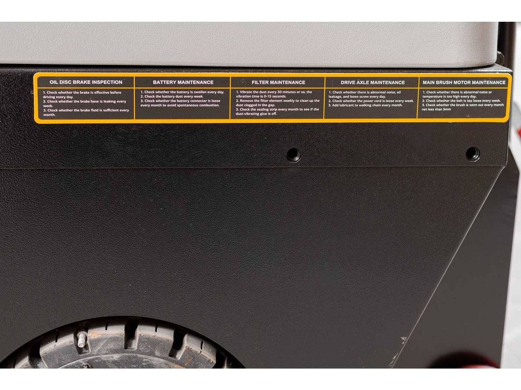 Kremer KRYZS4 Aufsitz-Elektrokehrmaschine 700W 2025 Neu