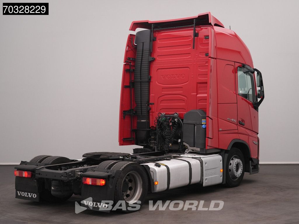 Volvo FH 460 4X2 XL Mega 2x Tanks ACC TÜV