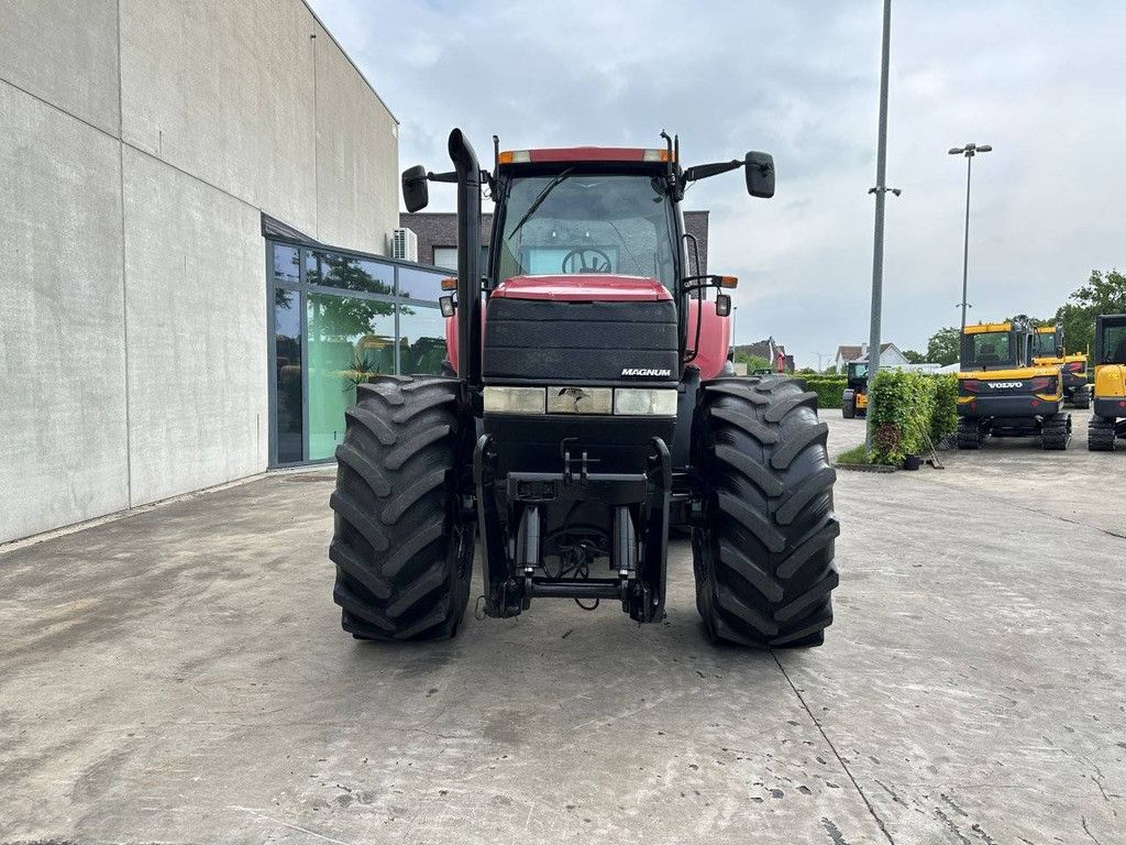Agricultural tractor Case IH Magnum 285 4WD Diesel 2004